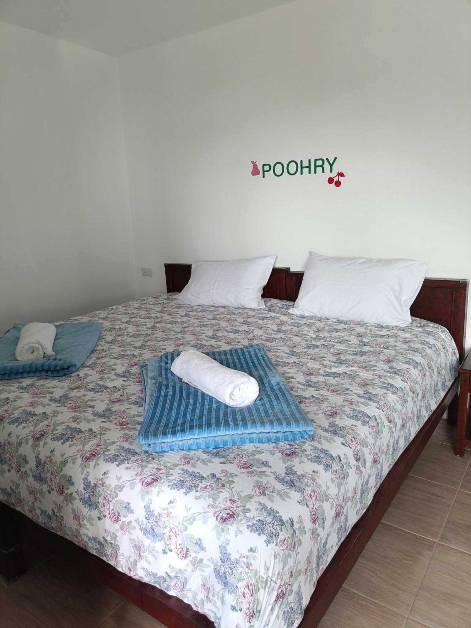 Privatunterkunft Poohry Seaview *